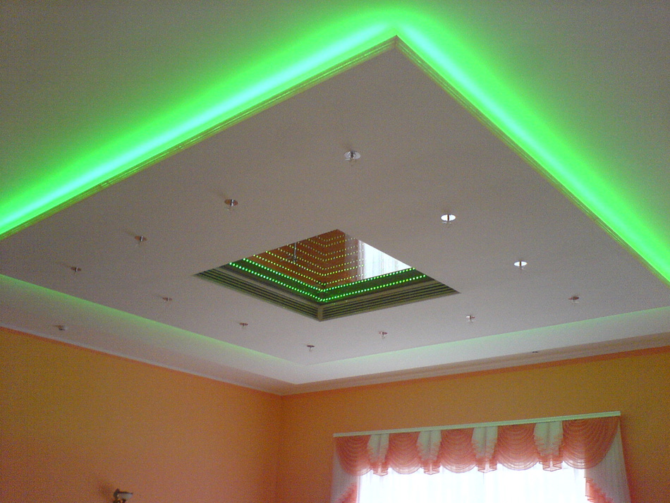Общая подсветка потолка светодиодной лентой